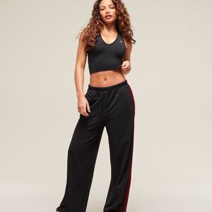 Gymshark Everyday Seamless Crop Tank Size S in Black NWT in Package‎